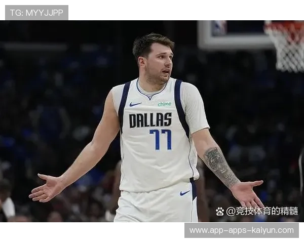 东契奇后撤中距离稳准狠,独行侠把握主动